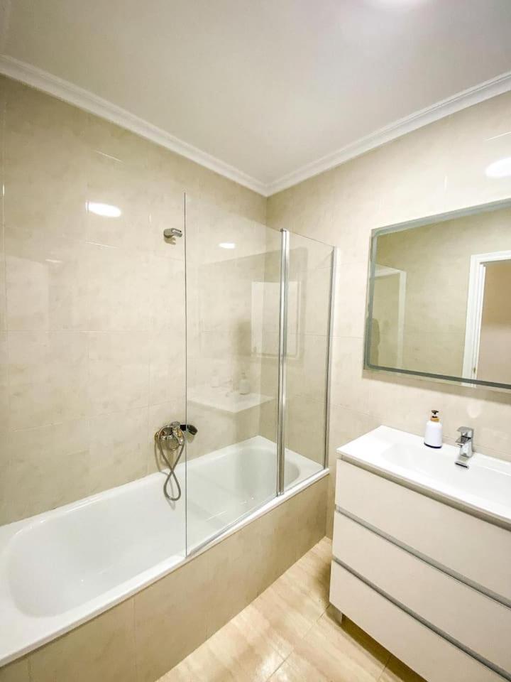 Residencial Leyra, Piso Centrico De 6 Habitaciones, 8 Camas Salamanque Extérieur photo